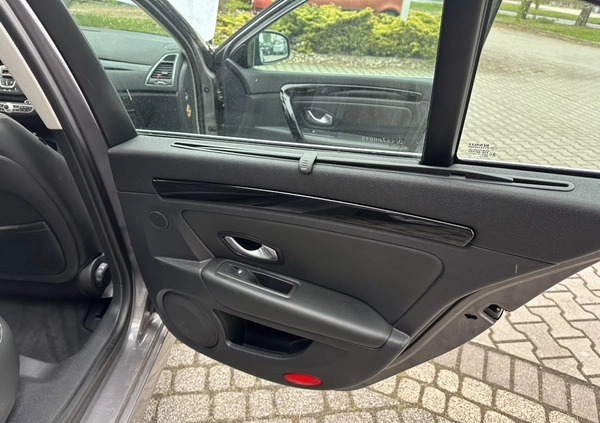 Renault Laguna cena 25900 przebieg: 178231, rok produkcji 2011 z Wolbrom małe 667